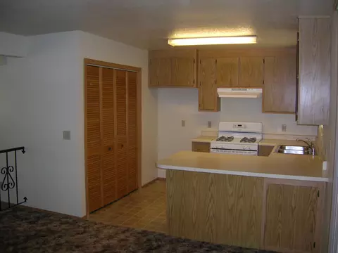 3325 Magnums Way, Redding, CA 96003 photo 8