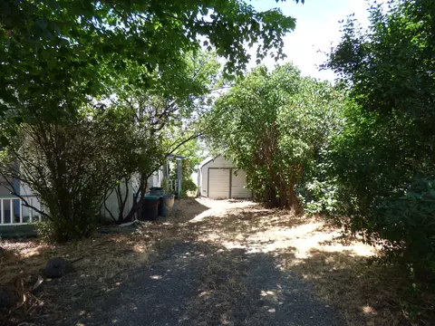 43130 State Highway 299, Fall River Mills, CA 96028 photo 9