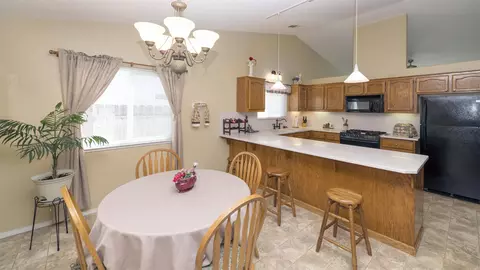 6814 Mullen Pkwy, Redding, CA 96001 photo 6