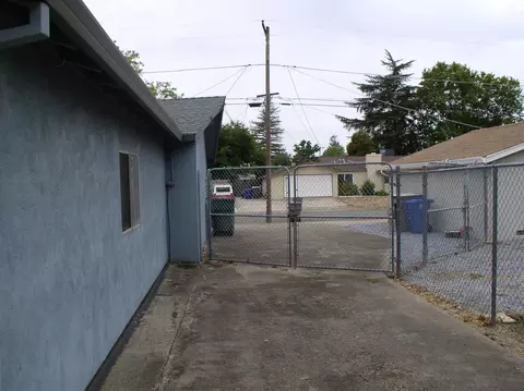 2410 Belladonna St, Redding, CA 96002 photo 7