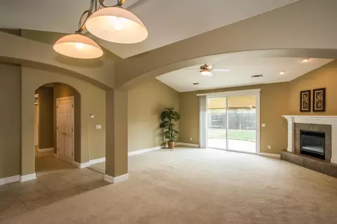 504 Centavo Way, Redding, CA 96003 photo 7