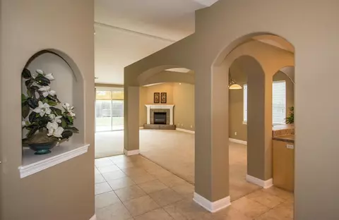 504 Centavo Way, Redding, CA 96003 photo 4