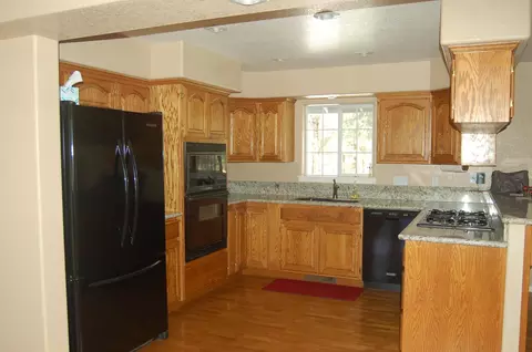 21281 Old 44 Dr, Redding, CA 96003 photo 13