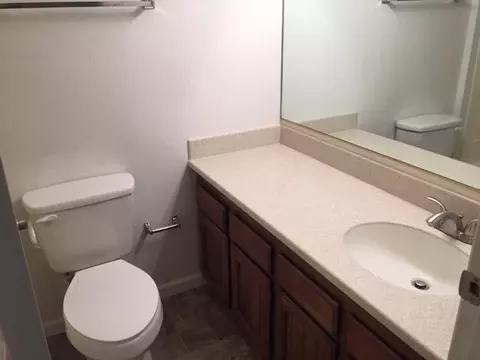 321 Newport Dr, Redding, CA 96001 photo 5
