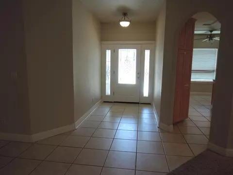 607 Reddington Dr, Redding, CA 96003 photo 9