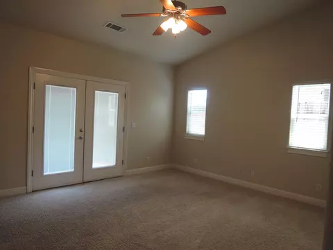 607 Reddington Dr, Redding, CA 96003 photo 11