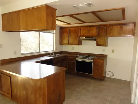 4665 Lookout Ct, Redding, CA 96001 photo 10