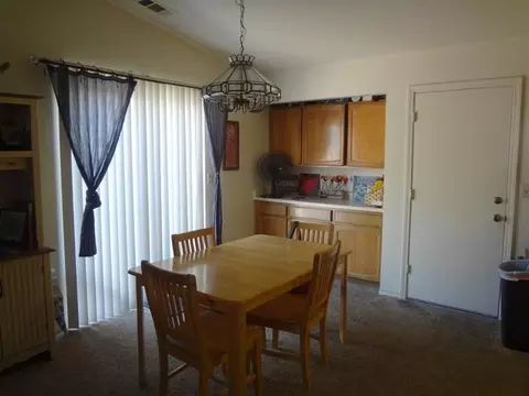 2963 Pawnee Ct, Redding, CA 96001 photo 2