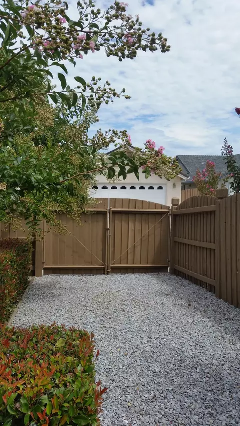 1738 Capistrano Walk, Redding, CA 96003 photo 7