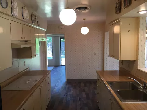 2074 Wilder Dr, Redding, CA 96001 photo 8