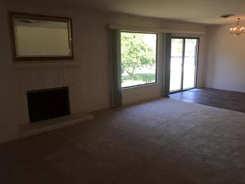2074 Wilder Dr, Redding, CA 96001 photo 3