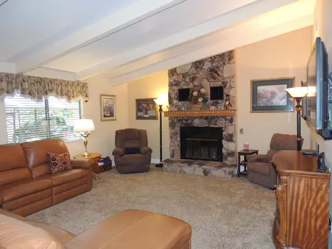 5150 Bo Peep Ln, Redding, CA 96002 photo 6