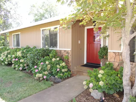 5150 Bo Peep Ln, Redding, CA 96002 photo 2