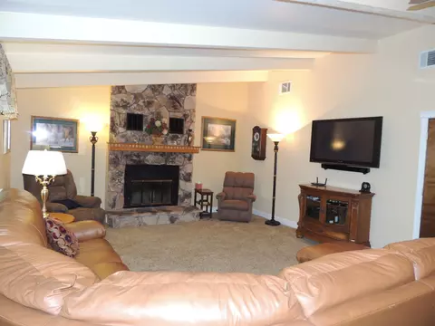5150 Bo Peep Ln, Redding, CA 96002 photo 5