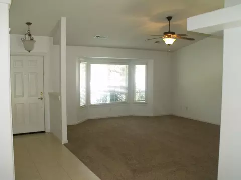 2897 Newbury Ln, Redding, CA 96002 photo 5