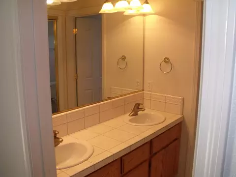 2897 Newbury Ln, Redding, CA 96002 photo 15