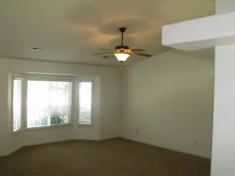 2897 Newbury Ln, Redding, CA 96002 photo 9