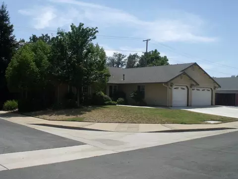 2897 Newbury Ln, Redding, CA 96002 photo 1