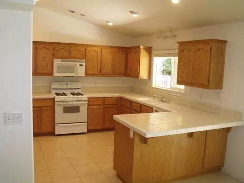 2897 Newbury Ln, Redding, CA 96002 photo 11