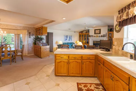 2807 Foxglove Ln, Redding, CA 96001 photo 21
