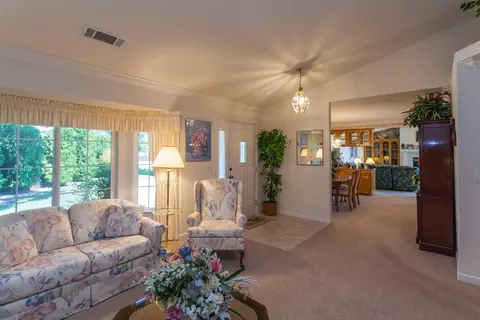 2807 Foxglove Ln, Redding, CA 96001 photo 6