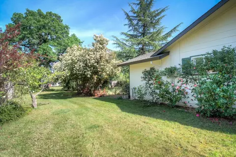 3295 Inverness St, Redding, CA 96002 photo 47