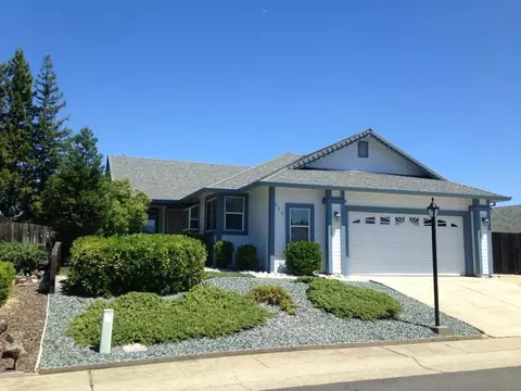 646 Volcano View Trl, Redding, CA 96003 photo 1