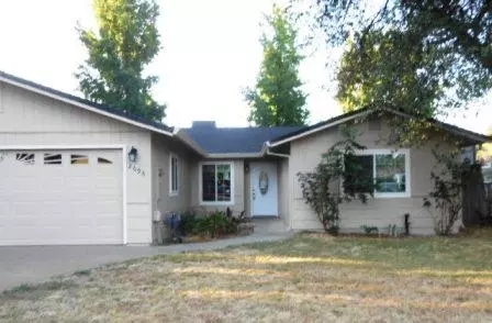 2698 Ely Ln, Redding, CA 96001 photo 1
