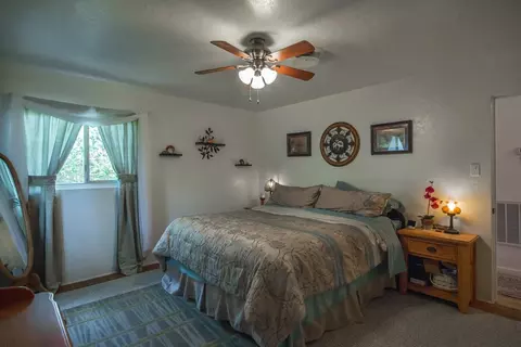2160 Terrace St, Redding, CA 96001 photo 10