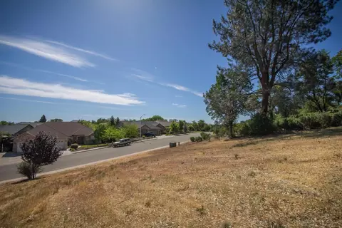1875 Lakeside Dr, Redding, CA 96001 photo 5