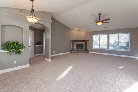 3070 Rush Creek Ct, Redding, CA 96002 photo 6