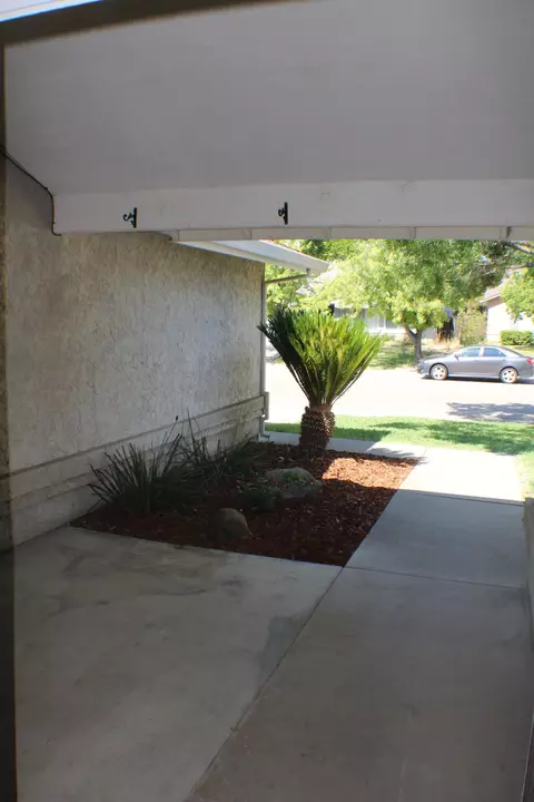 2581 Yana, Redding, CA 96002 photo 5