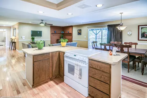 4634 Castle Ct, Redding, CA 96001 photo 7