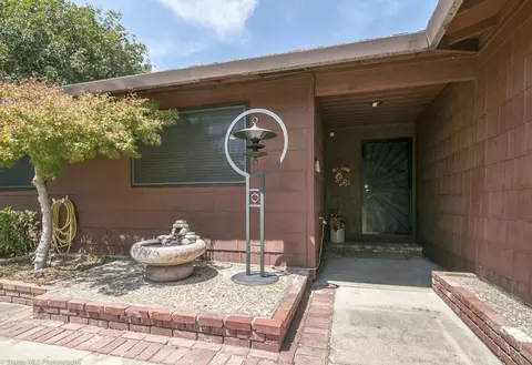 4634 Castle Ct, Redding, CA 96001 photo 2