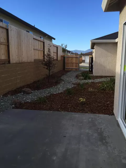 329 Stinson Loop, Redding, CA 96003 photo 12
