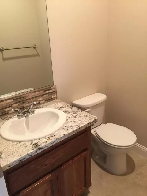 329 Stinson Loop, Redding, CA 96003 photo 8