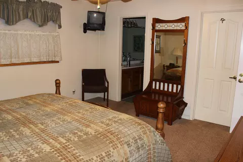 37221 Serpentine Ln, Burney, CA 96013 photo 16