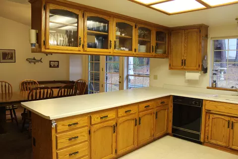 37221 Serpentine Ln, Burney, CA 96013 photo 4