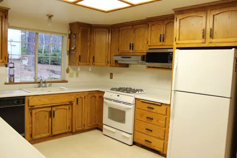 37221 Serpentine Ln, Burney, CA 96013 photo 6