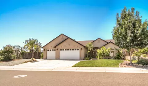 3363 Old Lantern Dr, Redding, CA 96003 photo 1