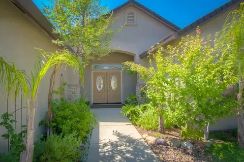 3363 Old Lantern Dr, Redding, CA 96003 photo 4