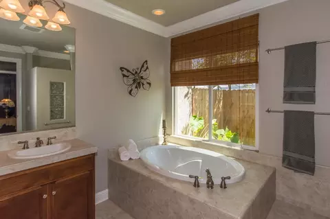 3363 Old Lantern Dr, Redding, CA 96003 photo 21