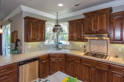 3363 Old Lantern Dr, Redding, CA 96003 photo 15