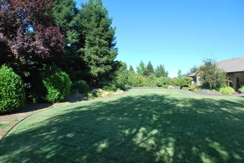 19687 Miwok Ct, Redding, CA 96002 photo 17