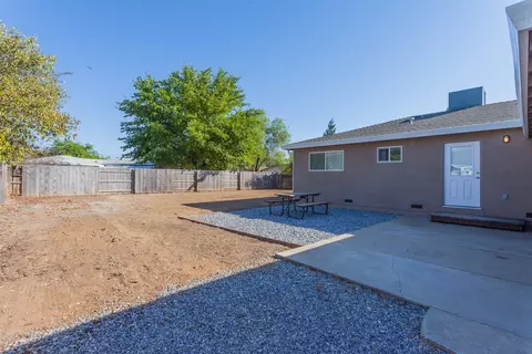 4415 Melody Ln, Redding, CA 96001 photo 21