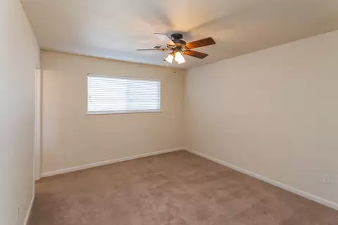 4415 Melody Ln, Redding, CA 96001 photo 17