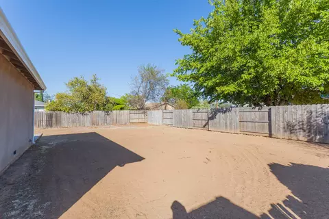 4415 Melody Ln, Redding, CA 96001 photo 24