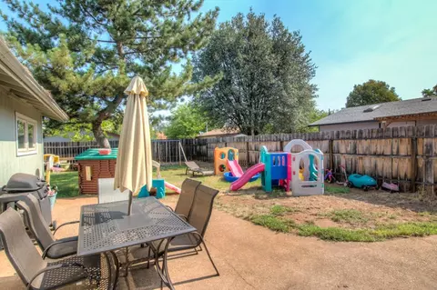 2290 Christian Ave, Redding, CA 96002 photo 28