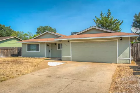 2290 Christian Ave, Redding, CA 96002 photo 3