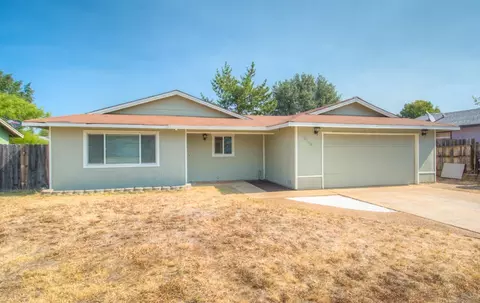 2290 Christian Ave, Redding, CA 96002 photo 2